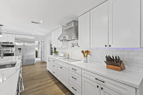 3544 Lakeview Drive Delray Beach FL 33445
