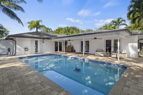 3544 Lakeview Drive Delray Beach FL 33445
