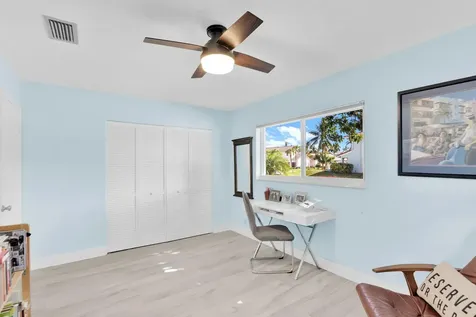 501 Sw 15th Road Boca Raton FL 33432