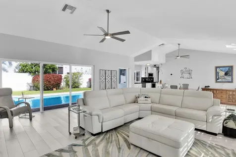 501 Sw 15th Road Boca Raton FL 33432