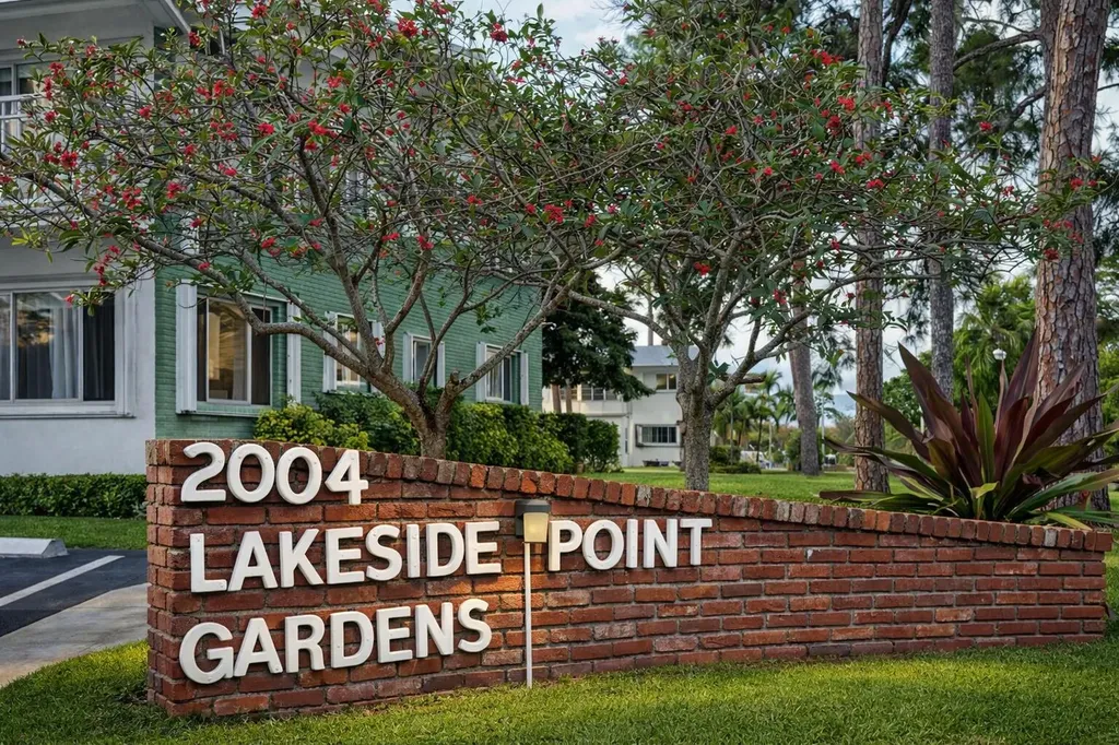 1950 Lake Osborne Drive Lake Worth FL 33461