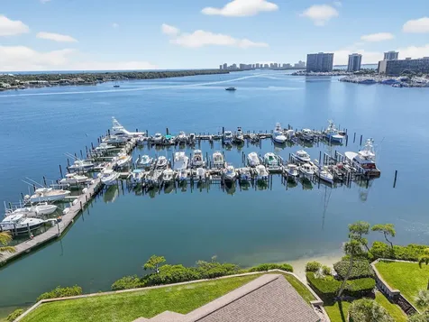 11370 Twelve Oaks Way North Palm Beach FL 33408