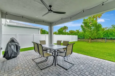 10721 Sw Estella Lane Port Saint Lucie FL 34953