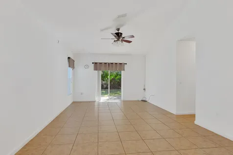 107 Carlisle Way Sebastian FL 32958