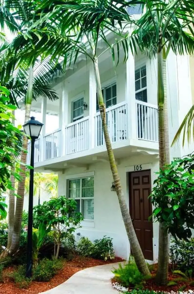 105 E Coda Circle Delray Beach FL 33444