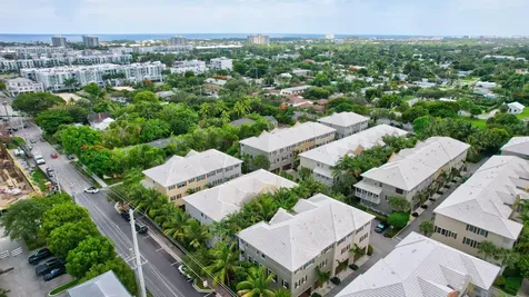 105 E Coda Circle Delray Beach FL 33444