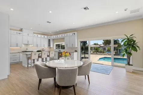 1008 SE 10th Court Deerfield Beach FL 33441