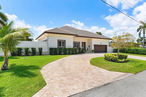 1008 SE 10th Court Deerfield Beach FL 33441