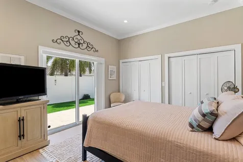 1008 SE 10th Court Deerfield Beach FL 33441