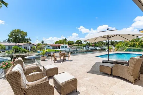 1008 SE 10th Court Deerfield Beach FL 33441