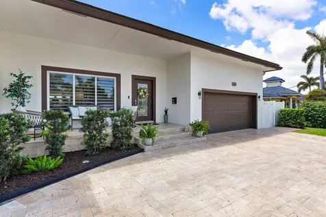 1008 SE 10th Court Deerfield Beach FL 33441
