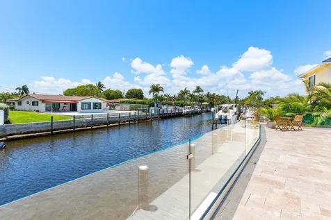 1008 SE 10th Court Deerfield Beach FL 33441