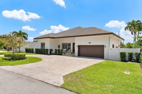 1008 SE 10th Court Deerfield Beach FL 33441