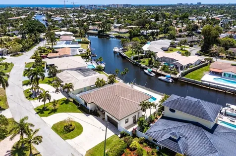 1008 SE 10th Court Deerfield Beach FL 33441