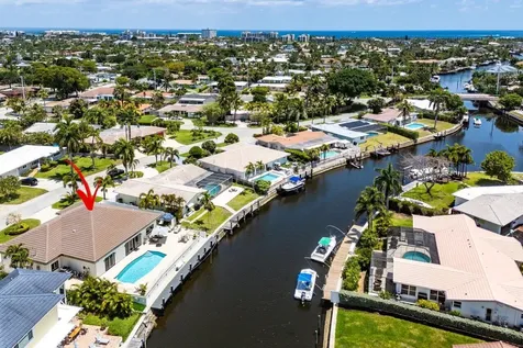 1008 SE 10th Court Deerfield Beach FL 33441
