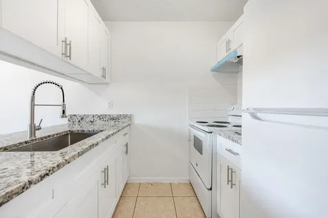 6053 10th Avenue Lake Worth FL 33463