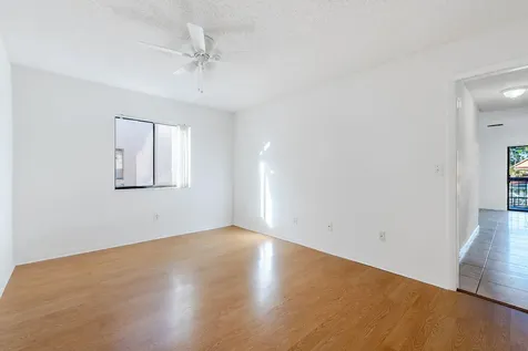 6053 10th Avenue Lake Worth FL 33463