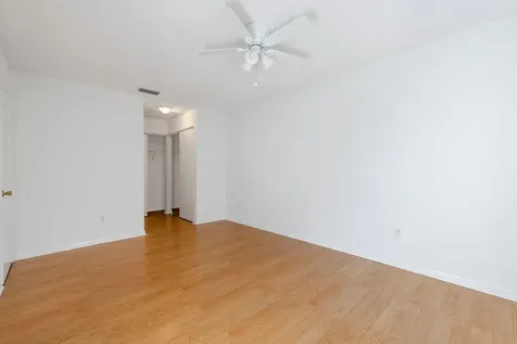 6053 10th Avenue Lake Worth FL 33463