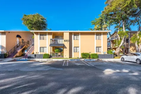 6053 10th Avenue Lake Worth FL 33463