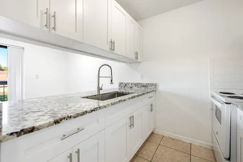 6053 10th Avenue Lake Worth FL 33463