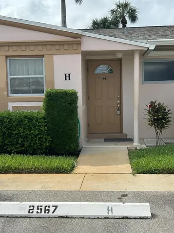 2567 Dudley Drive West Palm Beach FL 33415