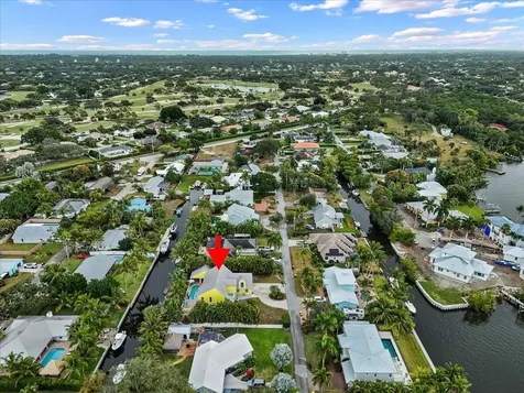 9363 Se Cove Point Street Tequesta FL 33469