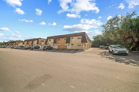 4528 Sw 54th Street Dania Beach FL 33314
