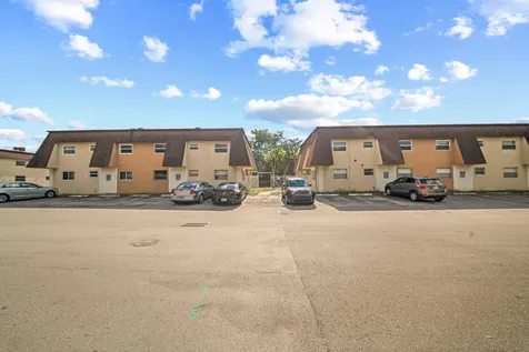 4528 Sw 54th Street Dania Beach FL 33314