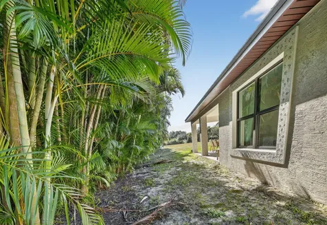 9 Kachina Lane Port Saint Lucie FL 34952