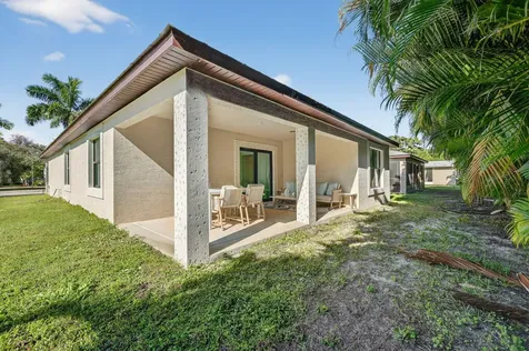 9 Kachina Lane Port Saint Lucie FL 34952
