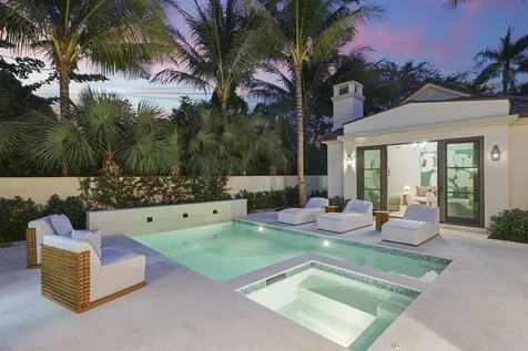 433 Antigua Lane Palm Beach FL 33480