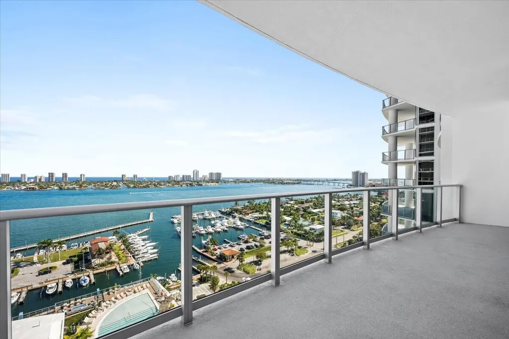 220 Lake Shore Drive Lake Park FL 33403