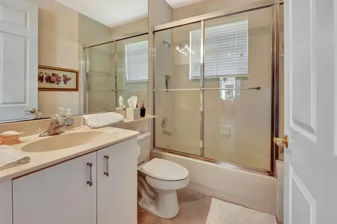 5282 Brooklawn Terrace Boynton Beach FL 33437