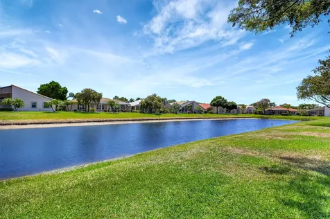 5282 Brooklawn Terrace Boynton Beach FL 33437