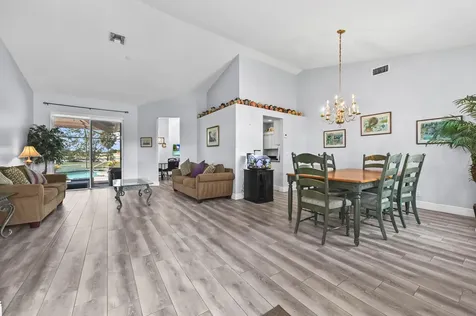 4267 Hunting Trail Lake Worth FL 33467
