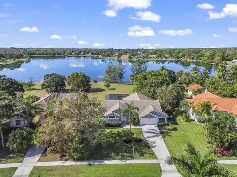 4267 Hunting Trail Lake Worth FL 33467