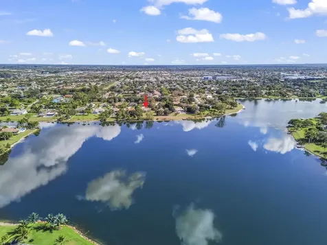 4267 Hunting Trail Lake Worth FL 33467