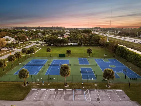 4267 Hunting Trail Lake Worth FL 33467