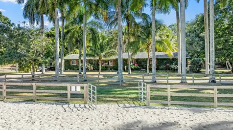1068 D Road Loxahatchee Groves FL 33470