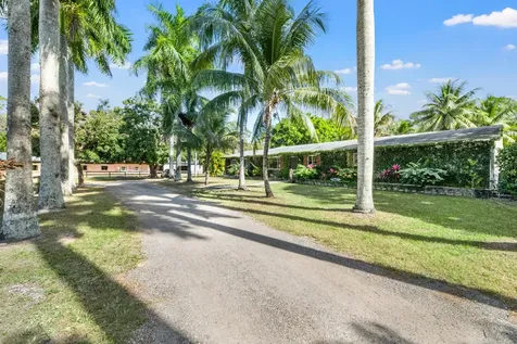 1068 D Road Loxahatchee Groves FL 33470