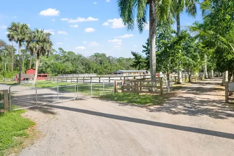 1068 D Road Loxahatchee Groves FL 33470