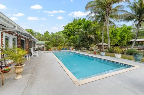 1068 D Road Loxahatchee Groves FL 33470