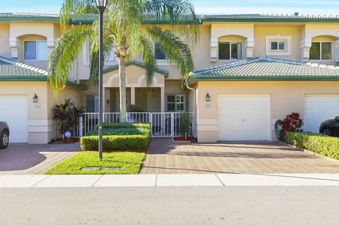 7961 Exeter Boulevard E #102 Tamarac FL 33321