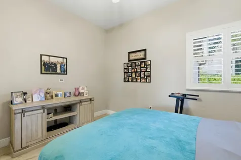 7961 Exeter Boulevard E #102 Tamarac FL 33321
