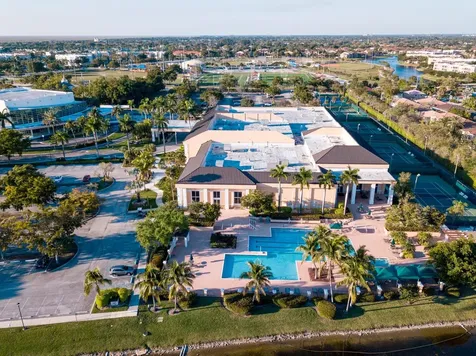 7961 Exeter Boulevard E #102 Tamarac FL 33321