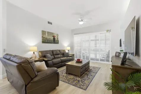 7961 Exeter Boulevard E #102 Tamarac FL 33321