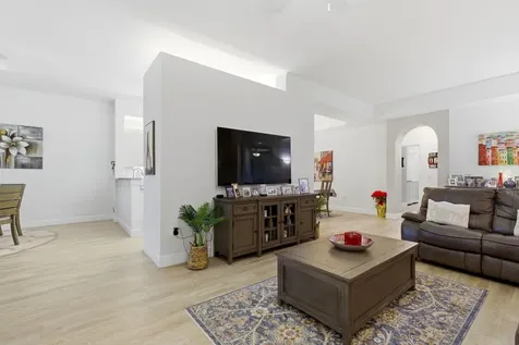 7961 Exeter Boulevard E #102 Tamarac FL 33321
