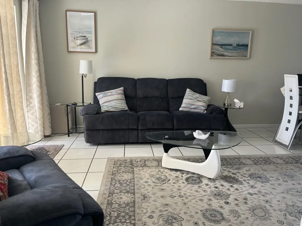 1638 Embassy Drive West Palm Beach FL 33401