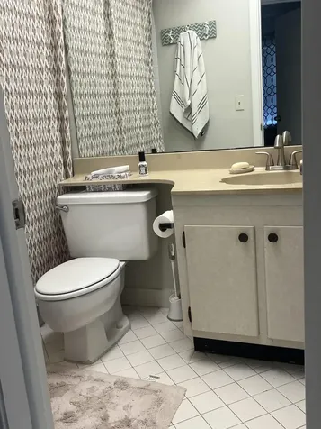 1638 Embassy Drive West Palm Beach FL 33401