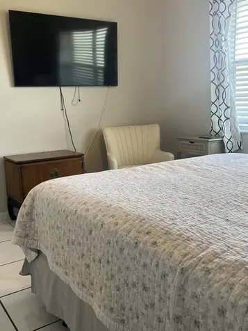 1638 Embassy Drive West Palm Beach FL 33401